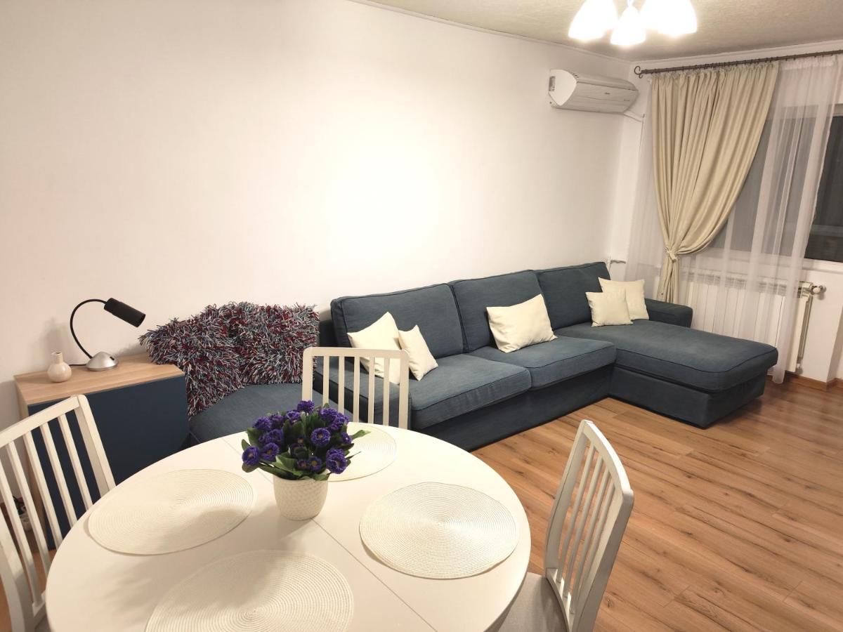 Platinum Apartment - Apartament Cu 3 Camere, 2 Dormitoare, 2 Bai, Bucatarie Complet Utilata, 2 Balcoane 布加勒斯特 外观 照片