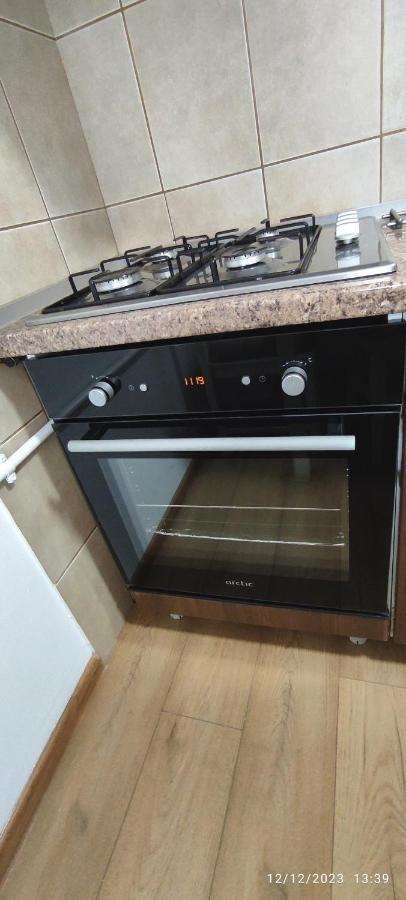 Platinum Apartment - Apartament Cu 3 Camere, 2 Dormitoare, 2 Bai, Bucatarie Complet Utilata, 2 Balcoane 布加勒斯特 外观 照片