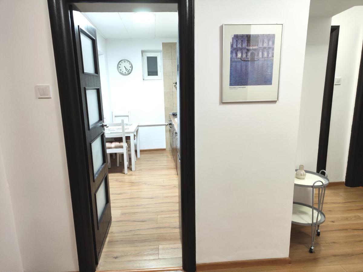 Platinum Apartment - Apartament Cu 3 Camere, 2 Dormitoare, 2 Bai, Bucatarie Complet Utilata, 2 Balcoane 布加勒斯特 外观 照片