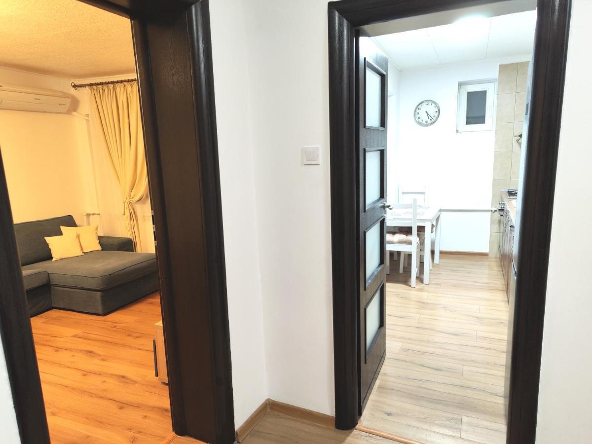 Platinum Apartment - Apartament Cu 3 Camere, 2 Dormitoare, 2 Bai, Bucatarie Complet Utilata, 2 Balcoane 布加勒斯特 外观 照片