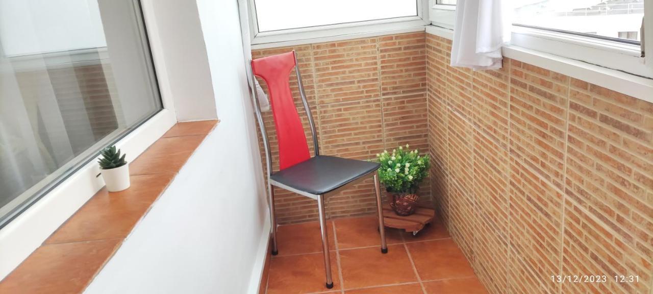 Platinum Apartment - Apartament Cu 3 Camere, 2 Dormitoare, 2 Bai, Bucatarie Complet Utilata, 2 Balcoane 布加勒斯特 外观 照片