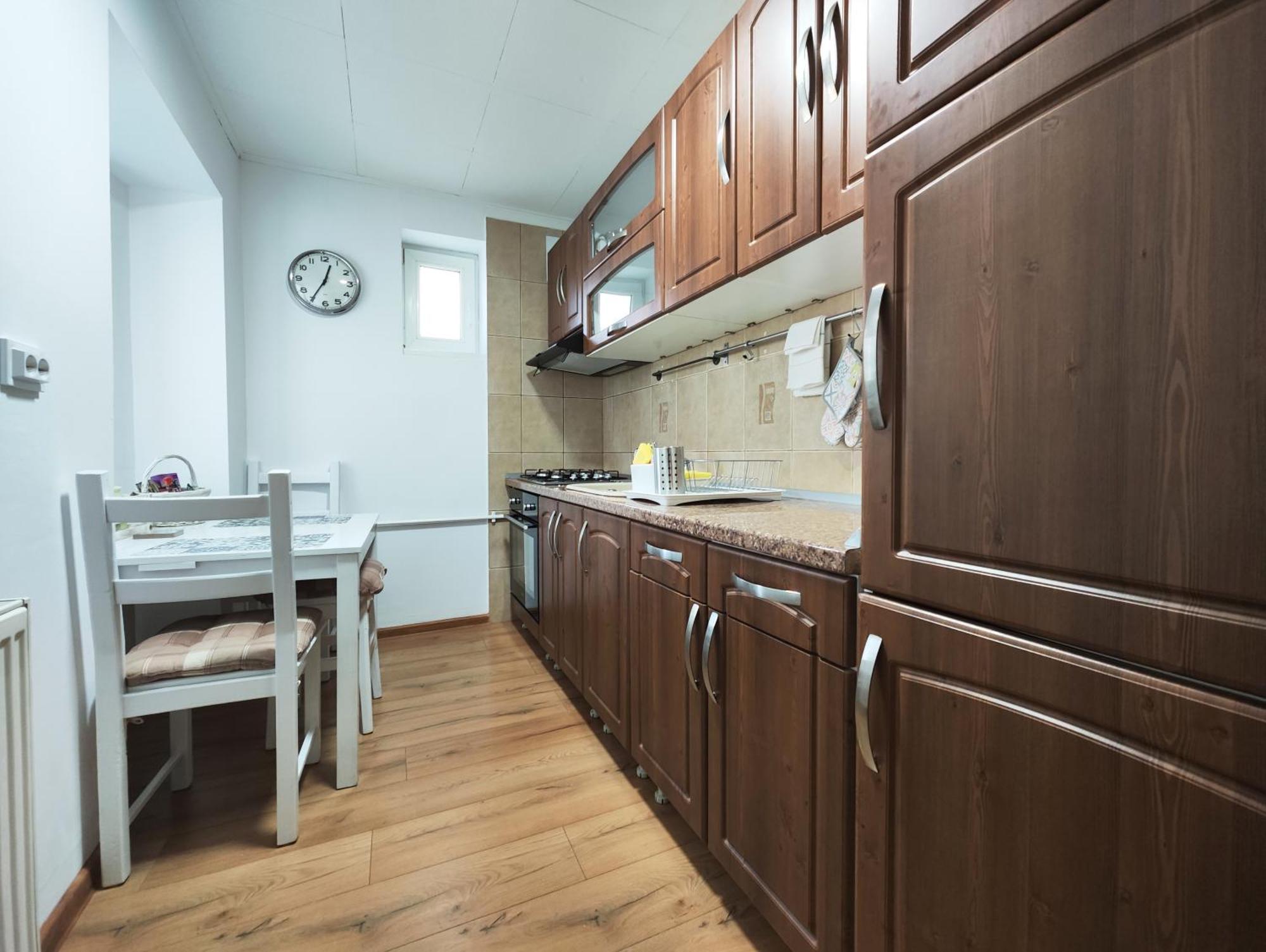 Platinum Apartment - Apartament Cu 3 Camere, 2 Dormitoare, 2 Bai, Bucatarie Complet Utilata, 2 Balcoane 布加勒斯特 外观 照片
