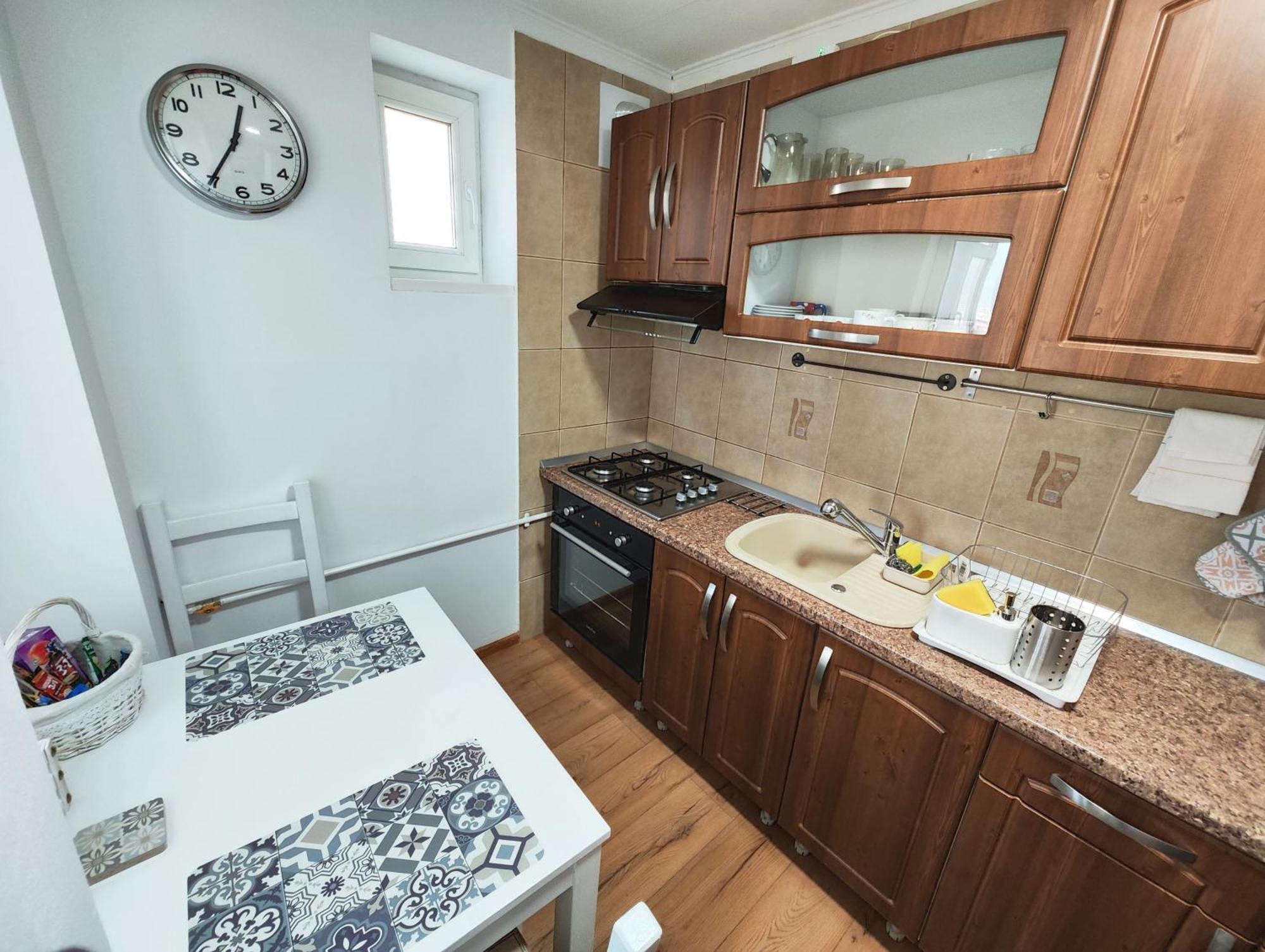 Platinum Apartment - Apartament Cu 3 Camere, 2 Dormitoare, 2 Bai, Bucatarie Complet Utilata, 2 Balcoane 布加勒斯特 外观 照片
