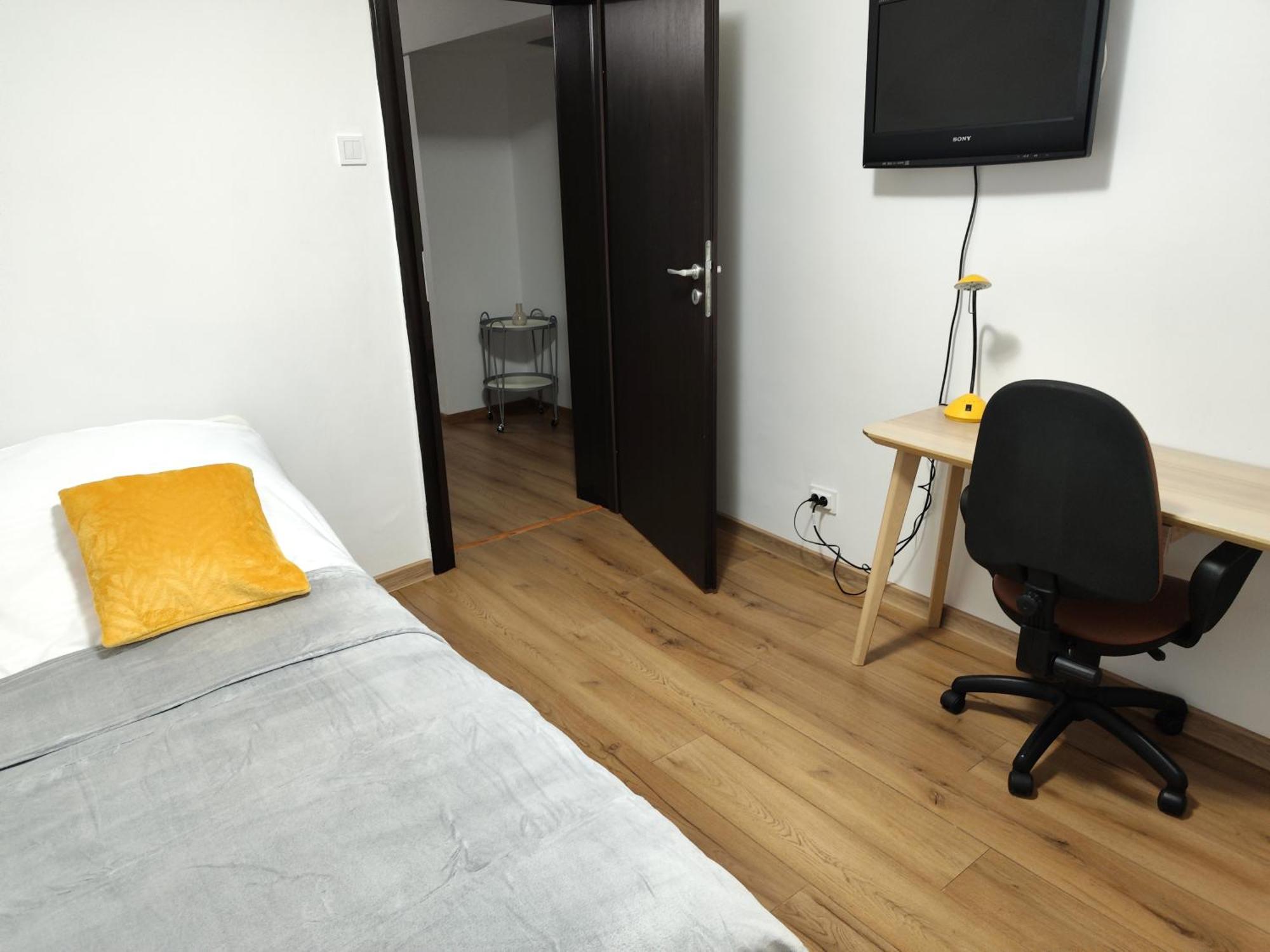 Platinum Apartment - Apartament Cu 3 Camere, 2 Dormitoare, 2 Bai, Bucatarie Complet Utilata, 2 Balcoane 布加勒斯特 外观 照片