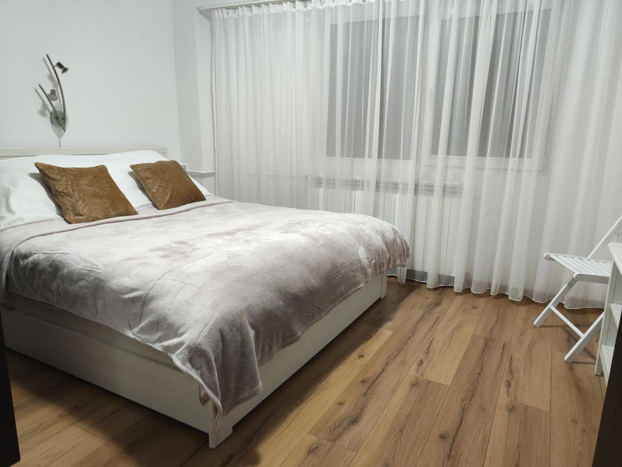 Platinum Apartment - Apartament Cu 3 Camere, 2 Dormitoare, 2 Bai, Bucatarie Complet Utilata, 2 Balcoane 布加勒斯特 外观 照片