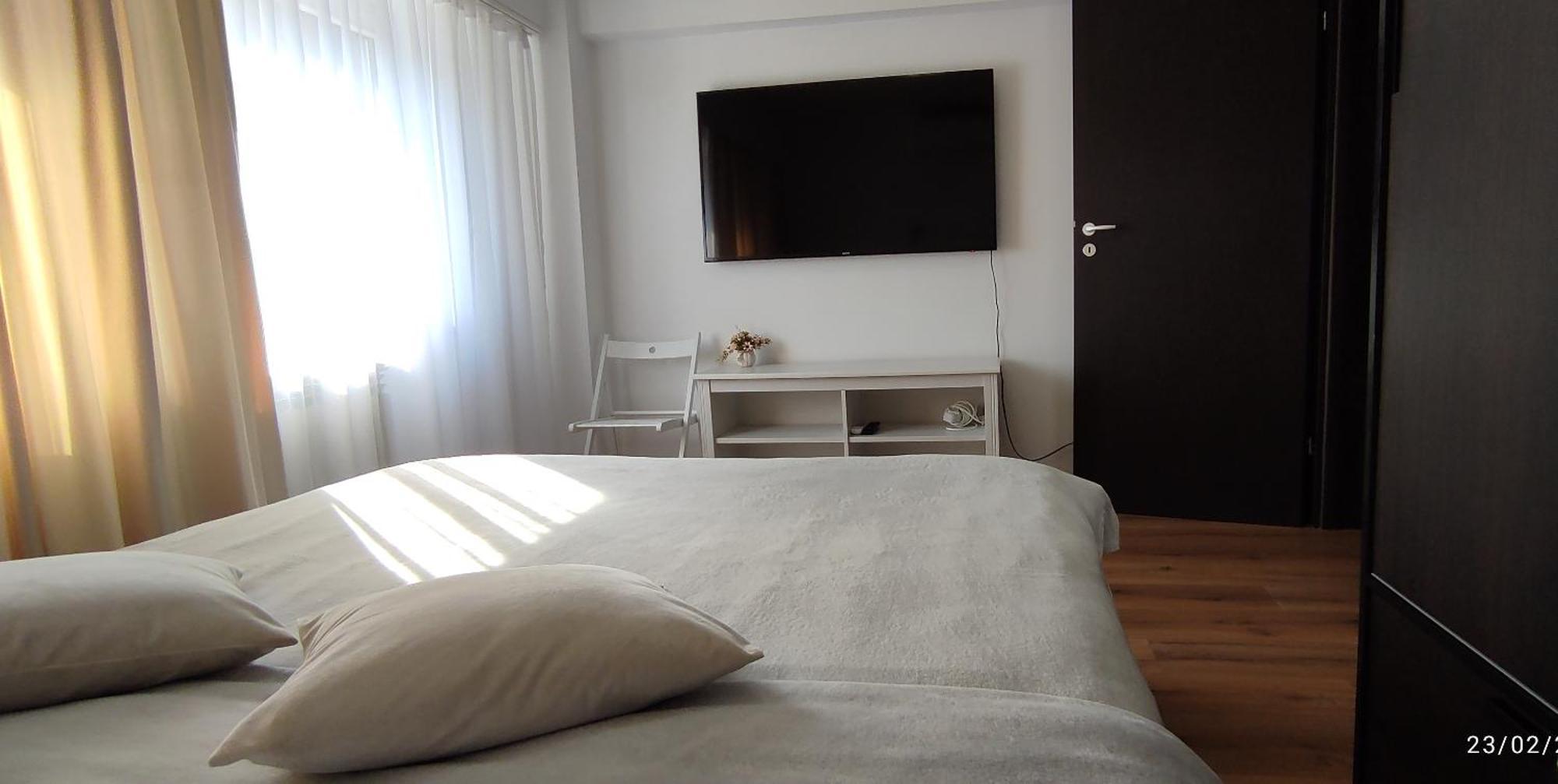 Platinum Apartment - Apartament Cu 3 Camere, 2 Dormitoare, 2 Bai, Bucatarie Complet Utilata, 2 Balcoane 布加勒斯特 外观 照片